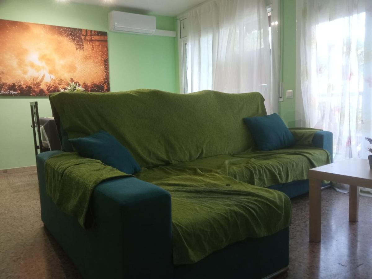 Cal Turuta Apartment บิลาโนวา อิลา เจลตรู ภายนอก รูปภาพ